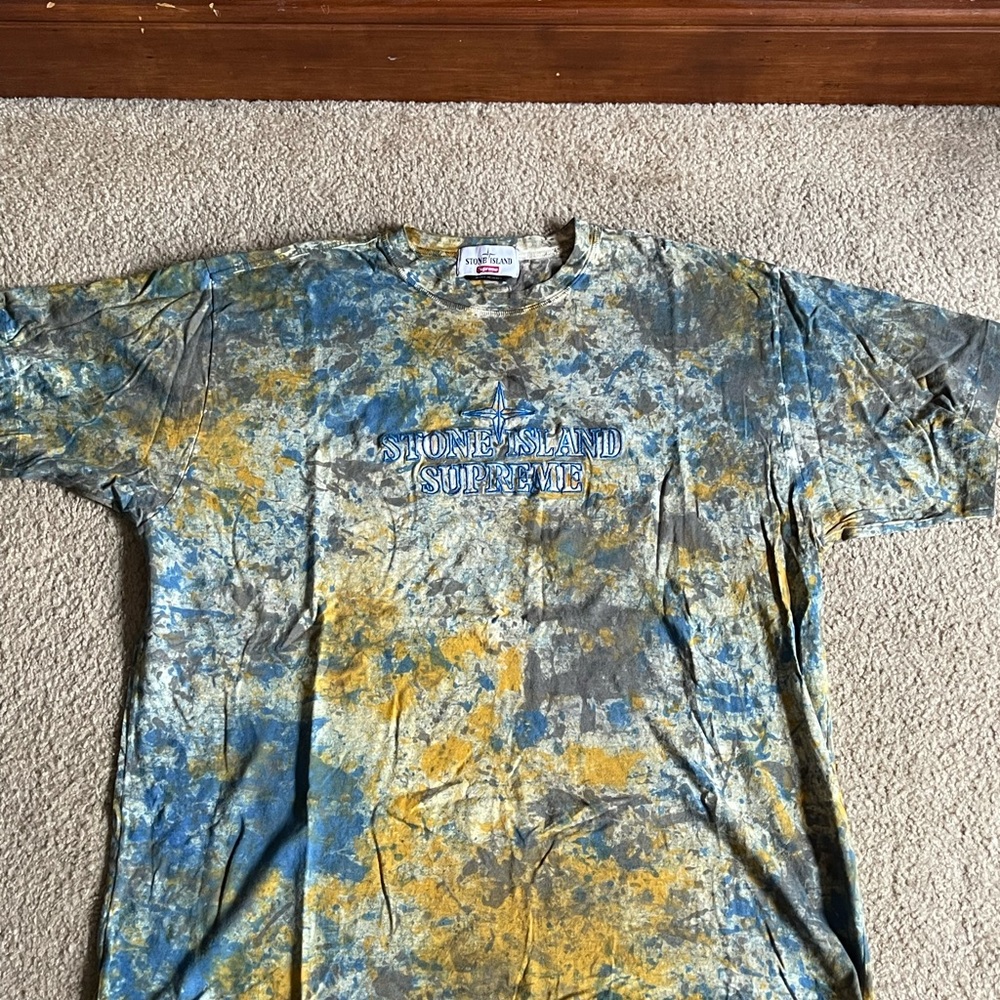Supreme Stone Island Embroidered Logo
S/S Top